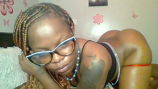 Petite 254 online show from July 13, 11:48 pm