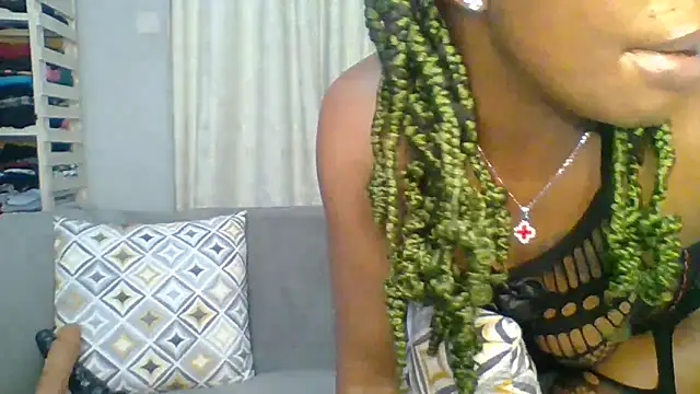 Petite 254 online show from March 29, 12:12 am