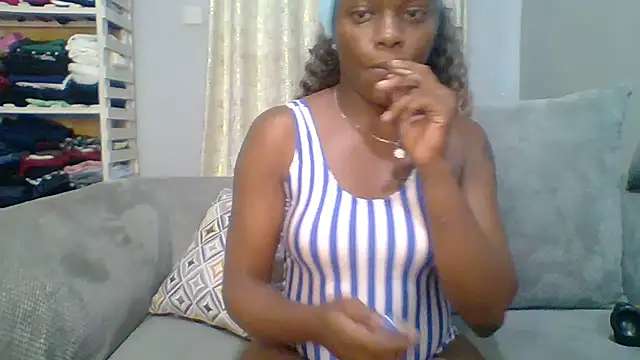 Petite 254 online show from September 26, 10:33 am