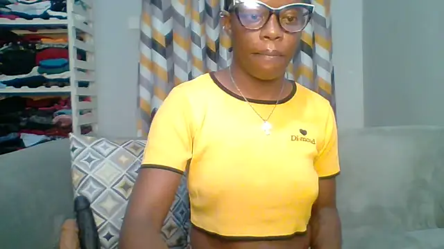 Petite 254 online show from February 12, 1:16 am