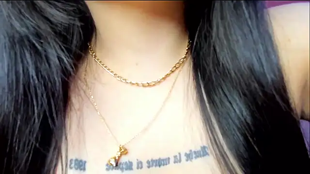 DanielaRuizz online show from October 29, 6:12 am