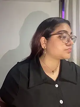 KathyGonzalez online show from November 11, 11:05 am