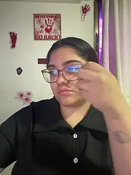 Snapshot of KathyGonzalez chatting on October 16, 11:07 am KathyGonzalez online show from October 16, 11:07 am
