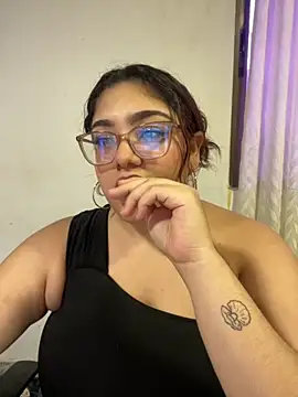 Snapshot of KathyGonzalez chatting on September 9, 8:18 pm KathyGonzalez online show from September 9, 8:18 pm