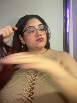 Snapshot of KathyGonzalez chatting on September 22, 10:05 pm KathyGonzalez online show from September 22, 10:05 pm