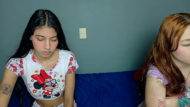 Snapshot of strawberrymia68 chatting on October 26, 5:30 am strawberrymia68 online show from October 26, 5:30 am