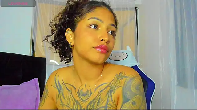 JuliaRose ks online show from May 21, 4:32 am