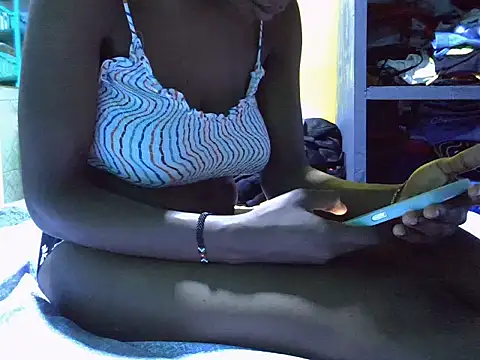 Lutyie online show from November 28, 2:28 pm