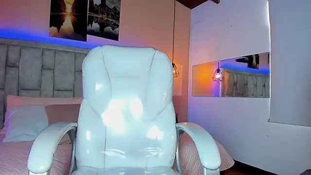 Jaiser 17 online show from October 2, 2:09 pm