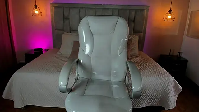 Jaiser 17 online show from September 18, 2:31 pm