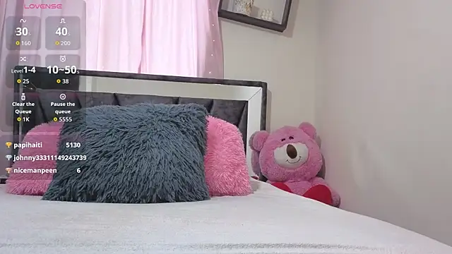 Snapshot of Hotsamantamature chatting on November 26, 8:53 pm Hotsamantamature online show from November 26, 8:53 pm