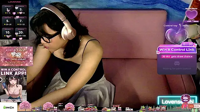 Snapshot of tashakaixxx chatting on May 25, 4:12 am tashakaixxx online show from May 25, 4:12 am