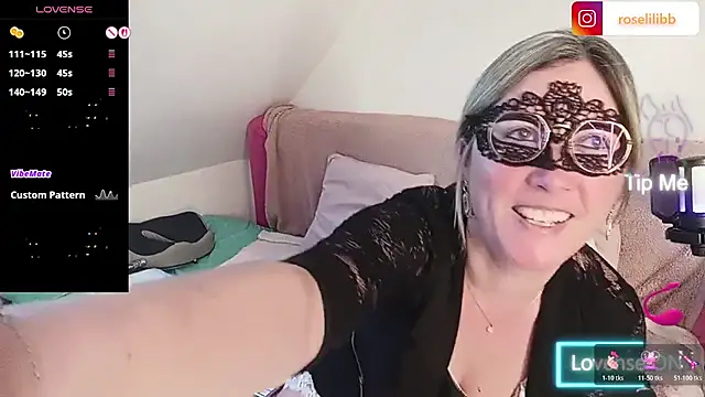 Rose Libertine online show from March 30, 7:10 am