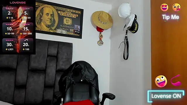 MattRodriguez9 online show from April 7, 9:00 am