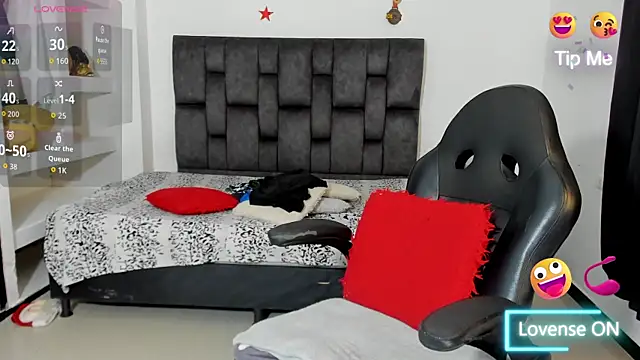 Snapshot of MattRodriguez9 chatting on January 18, 12:08 pm MattRodriguez9 online show from January 18, 12:08 pm