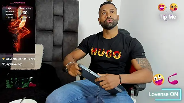 Snapshot of MattRodriguez9 chatting on February 20, 9:28 pm MattRodriguez9 online show from February 20, 9:28 pm