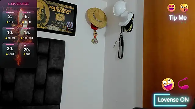 MattRodriguez9 online show from April 16, 8:59 am