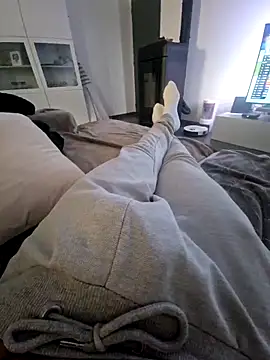 Leonormaldick online show from October 26, 1:11 pm