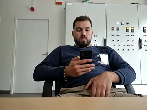 Leonormaldick online show from October 30, 2:14 pm