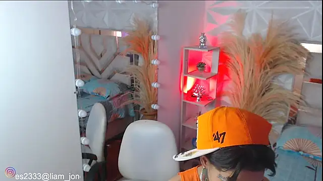 Jonesliam23 online show from October 30, 7:00 pm