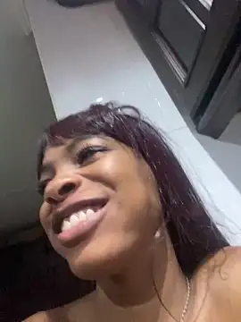 adaraSmiith online show from January 29, 11:30 am