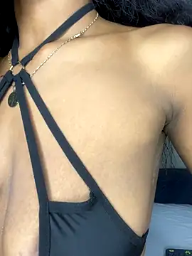 Snapshot of adaraSmiith chatting on January 6, 12:31 pm adaraSmiith online show from January 6, 12:31 pm