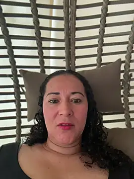 luisa curli online show from May 13, 10:28 pm