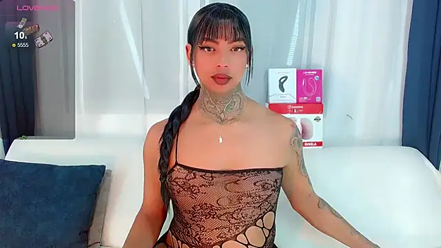 laura sweett120 online show from February 5, 6:09 am