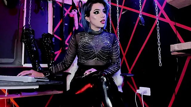 missdarklady online show from March 15, 4:25 pm