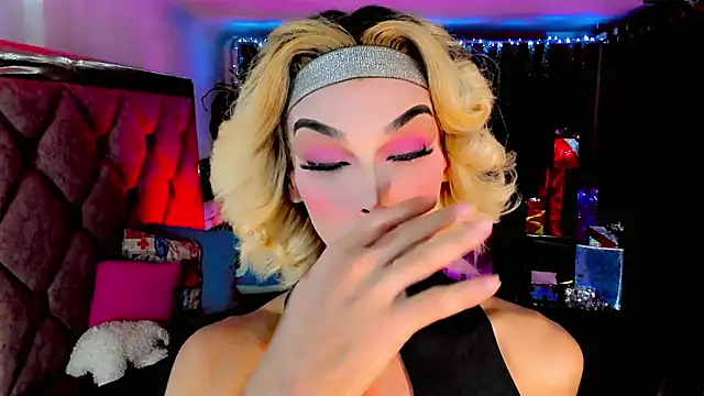 the-horus-girl online show from December 20, 11:18 pm