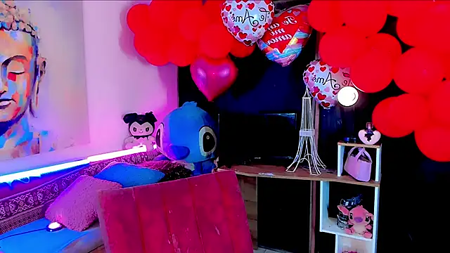 Snapshot of the-horus-girl chatting on February 27, 3:51 am the-horus-girl online show from February 27, 3:51 am