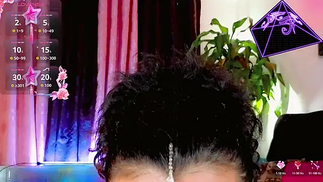 the-horus-girl online show from April 29, 8:37 pm