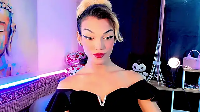 Snapshot of the-horus-girl chatting on March 12, 9:45 pm the-horus-girl online show from March 12, 9:45 pm