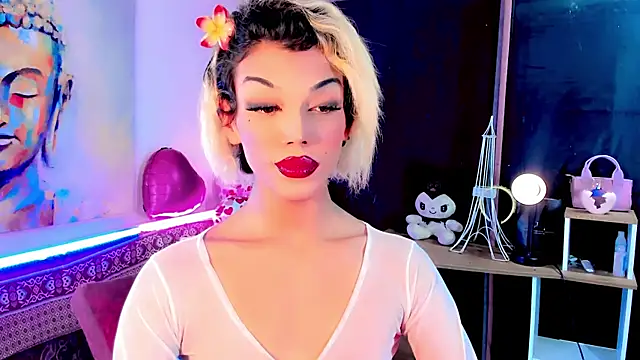 Snapshot of the-horus-girl chatting on March 14, 7:48 am the-horus-girl online show from March 14, 7:48 am