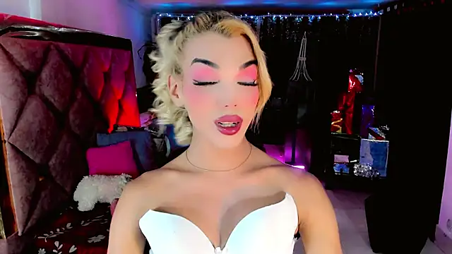 the-horus-girl online show from December 23, 12:00 am