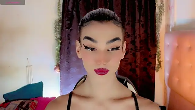 Snapshot of the-horus-girl chatting on July 11, 3:40 am the-horus-girl online show from July 11, 3:40 am