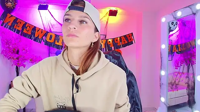 Snapshot of Tamara_slimx chatting on November 2, 3:11 am Tamara slimx online show from November 2, 3:11 am