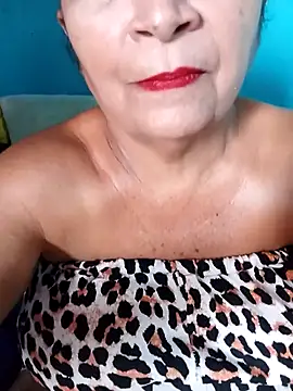 Snapshot of naysi chatting on October 13, 3:46 pm naysi online show from October 13, 3:46 pm