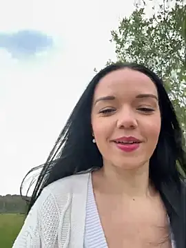 Vanesskaa online show from October 8, 2:29 pm