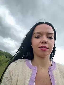 Snapshot of Vanesskaa chatting on June 17, 1:21 pm Vanesskaa online show from June 17, 1:21 pm