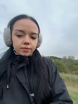 Vanesskaa online show from October 26, 2:50 pm