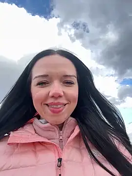 Vanesskaa online show from April 5, 3:51 pm