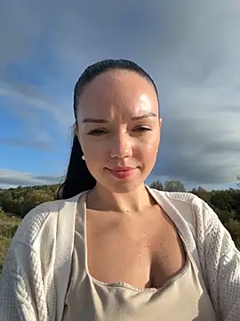 Vanesskaa online show from October 6, 3:35 pm