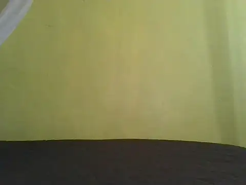 Snapshot of slim_girl02 chatting on June 8, 7:20 am slim girl02 online show from June 8, 7:20 am