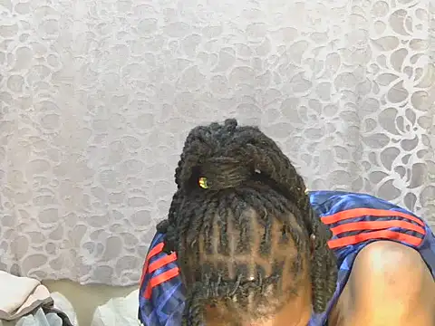 Snapshot of slim_girl02 chatting on May 8, 5:06 pm slim girl02 online show from May 8, 5:06 pm