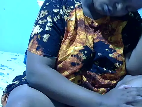 Snapshot of kelly255 chatting on June 9, 8:21 pm kelly255 online show from June 9, 8:21 pm