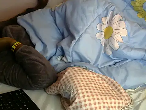 winnie254 online show from October 5, 5:42 am