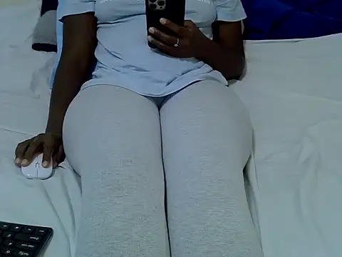 Snapshot of winnie254 chatting on June 16, 12:27 pm winnie254 online show from June 16, 12:27 pm