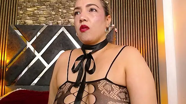 marie hss online show from March 3, 8:05 pm