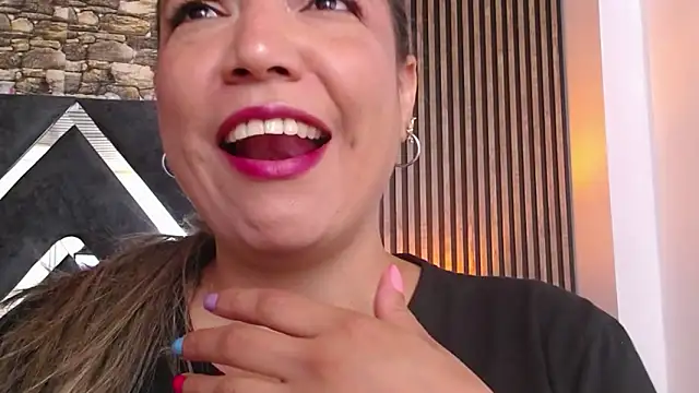 marie hss online show from March 23, 5:57 pm